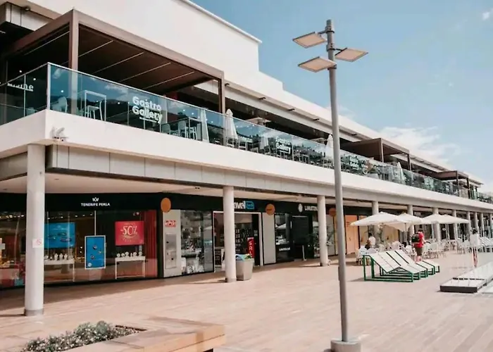 With Garden A Few Minutes From The Sea *